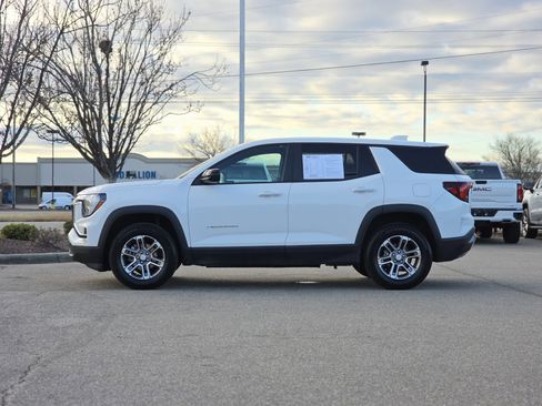 Used 2025 GMC Terrain Elevation image 4