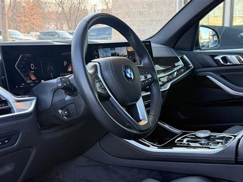 Used 2024 BMW X5 sDrive40i w/ Parking Assistance Package image 15