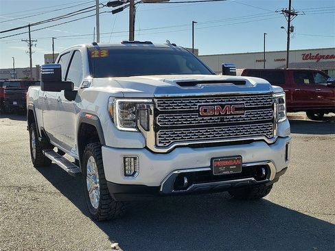 Used 2023 GMC Sierra 2500 Denali image 2