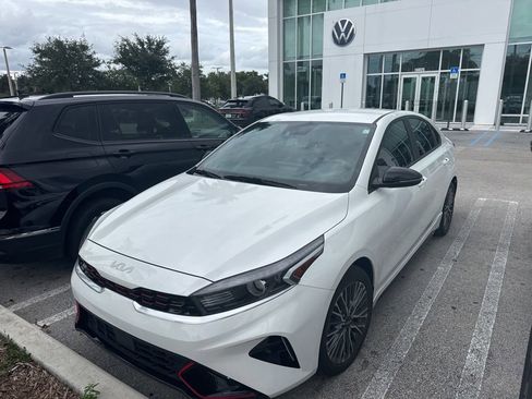Used 2023 Kia Forte GT-Line w/ GT-Line Technology Package FWD image 2