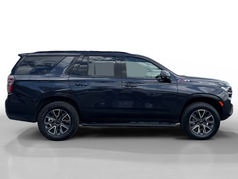 Used 2023 Chevrolet Tahoe Z71 w/ Luxury Package AWD/4WD image 6
