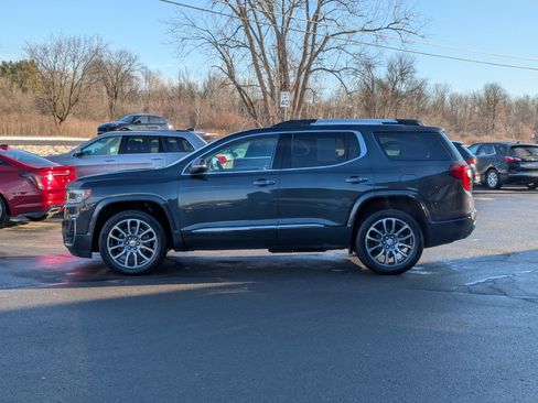 Used 2022 GMC Acadia Denali w/ Denali Ultimate Package image 9