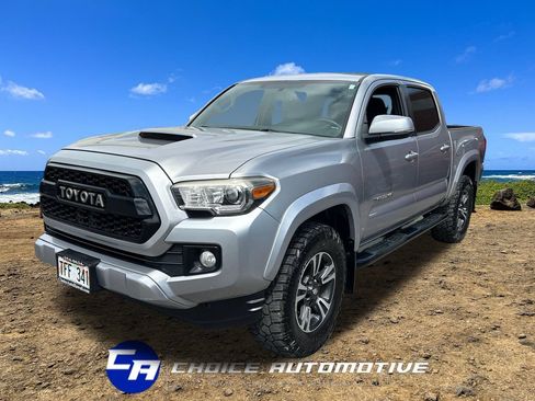 Used 2017 Toyota Tacoma TRD Sport RWD image 1