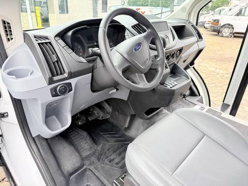 Used 2015 Ford Transit 250 138 RWD image 6