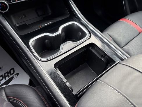 Used 2024 Chevrolet Traverse RS image 22