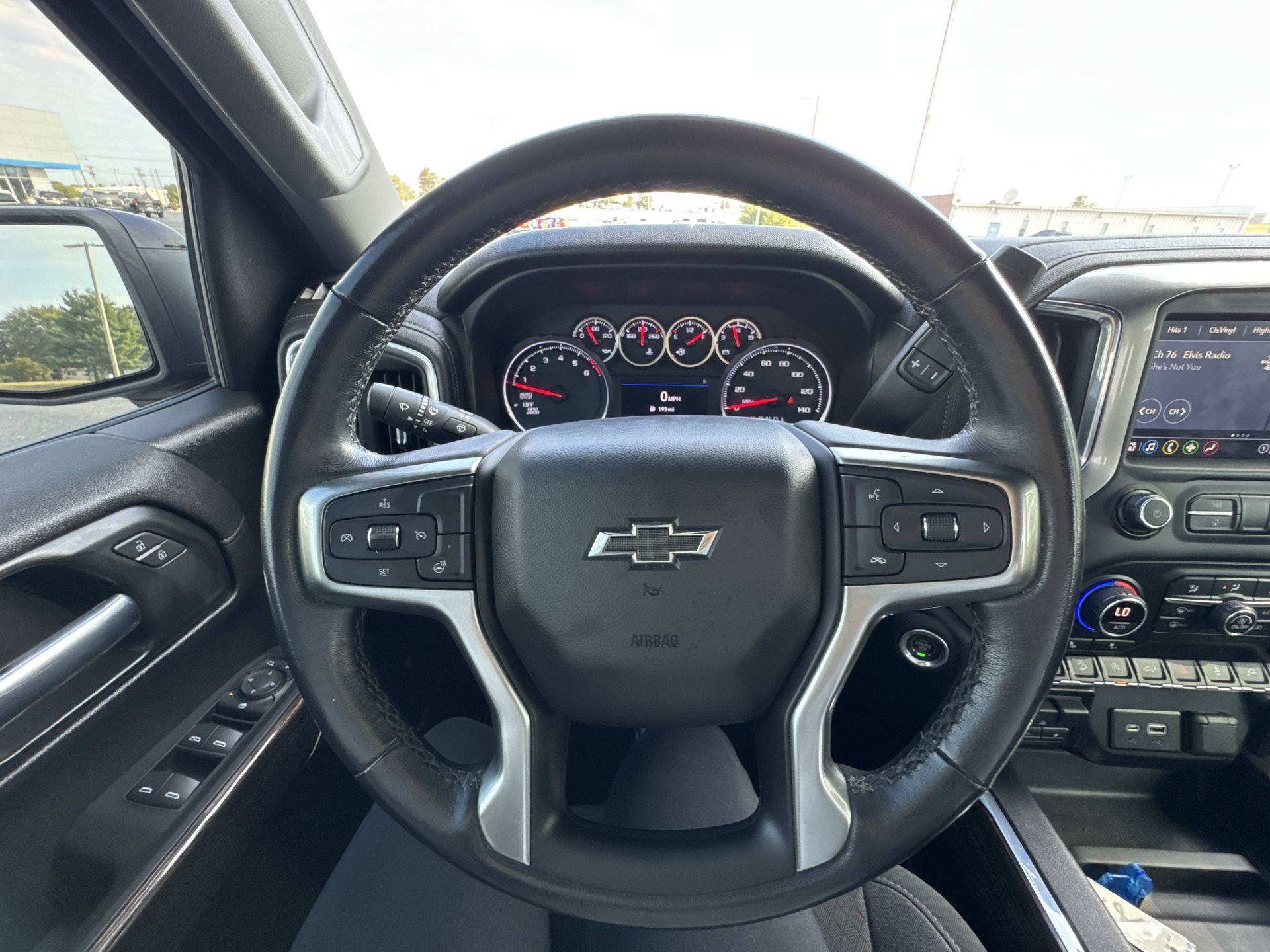 Certified 2021 Chevrolet Silverado 1500 LT Trail Boss w/ Convenience Package II AWD/4WD image 14