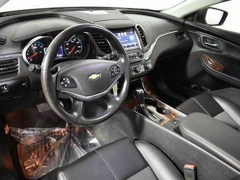 Used 2014 Chevrolet Impala LT image 11