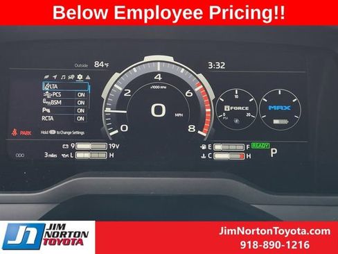 New 2026 Toyota Tundra Limited AWD/4WD image 16