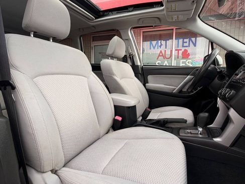 Used 2015 Subaru Forester 2.5i Premium AWD/4WD image 17