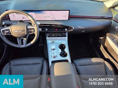 Used 2026 Genesis GV70 2.5T Advanced image 17