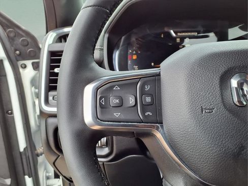 Used 2025 RAM 2500 Laramie AWD/4WD image 15