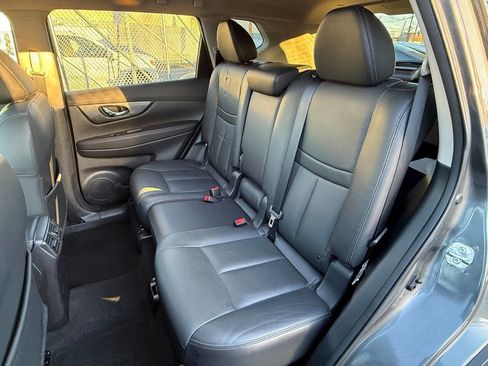 Used 2015 Nissan Rogue SL w/ SL Premium Package image 11