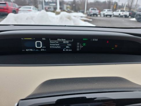 Used 2016 Toyota Prius Four w/ Advanced Technology Package image 13