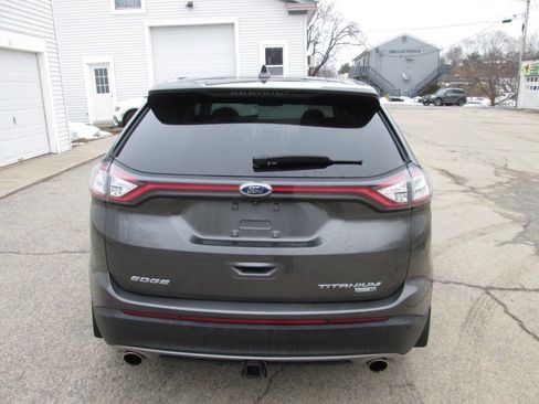 Used 2017 Ford Edge Titanium w/ Equipment Group 301A image 9
