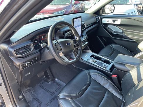 Used 2023 Ford Explorer ST w/ Equipment Group 401A image 25