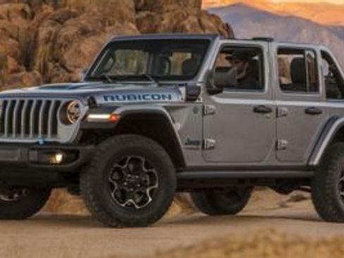 Used 2021 Jeep Wrangler Unlimited Sahara AWD/4WD image 1