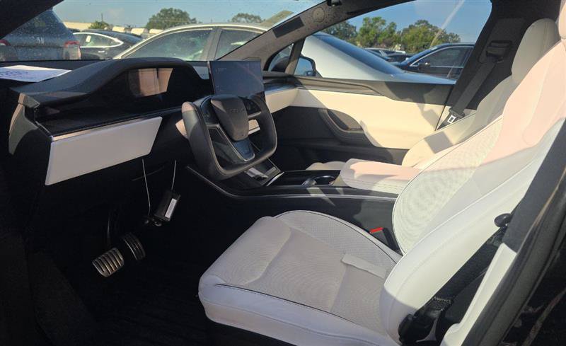 Used 2022 Tesla Model X Plaid AWD/4WD image 6
