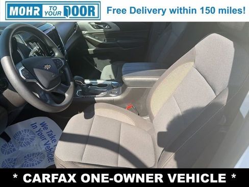 Used 2021 Chevrolet Traverse LS FWD image 13