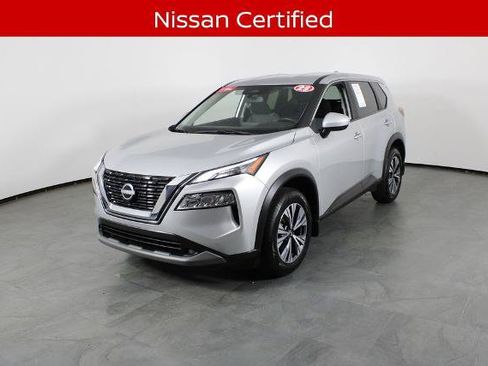 Certified 2023 Nissan Rogue SV FWD image 2