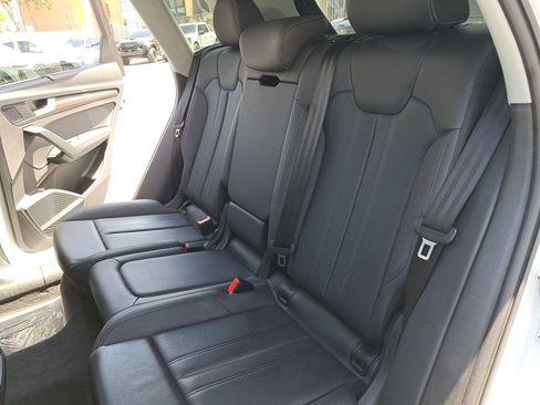 Used 2023 Audi Q5 e Premium Plus w/ Premium Plus Package AWD/4WD image 14