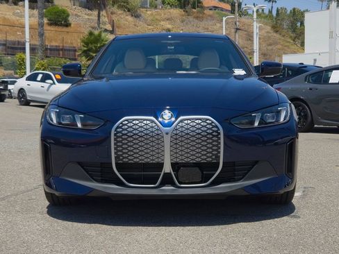 New 2026 BMW i4 eDrive40 w/ Premium Package RWD image 2