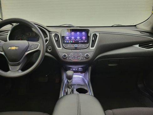 Used 2023 Chevrolet Malibu LT image 39