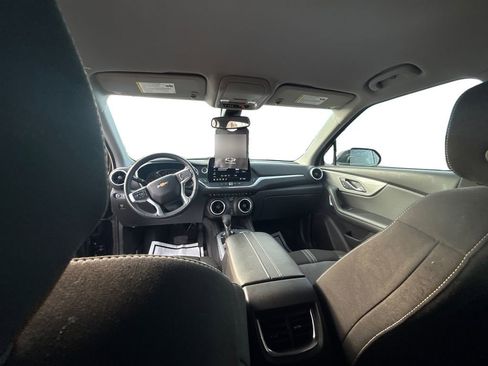 Used 2023 Chevrolet Blazer LT w/ Convenience Package image 9