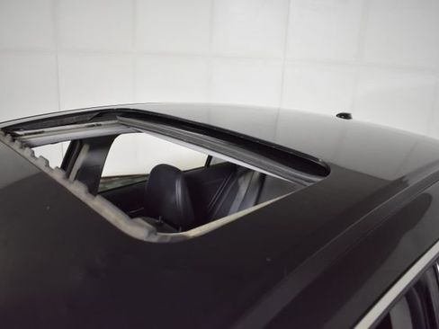 Used 2017 Honda Accord EX-L image 38