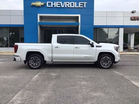 Used 2025 GMC Sierra 1500 Denali Ultimate AWD/4WD image 6