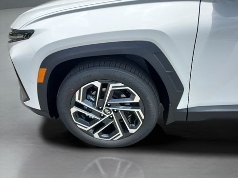New 2026 Hyundai Tucson Limited FWD image 29