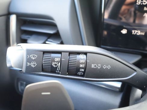 New 2026 GMC Terrain AT4 w/ LPO, Black Badging Package AWD/4WD image 15
