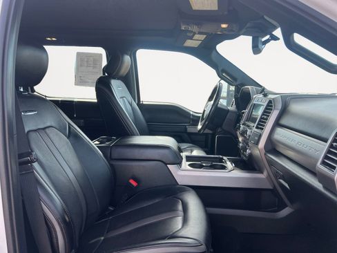 Used 2021 Ford F450 Platinum w/ FX4 Off-Road Package image 15