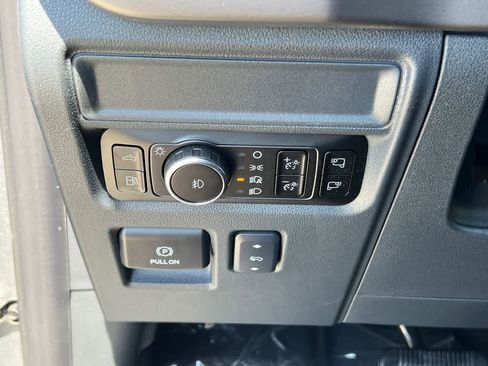 New 2025 Ford F150 XLT w/ Equipment Group 303A High image 24