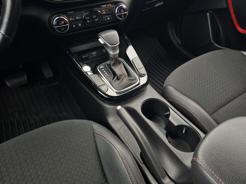 Used 2024 Kia Soul GT-Line FWD image 16