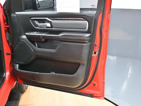 Used 2022 RAM 1500 Big Horn AWD/4WD image 38