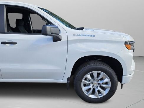 New 2026 Chevrolet Silverado 1500 Custom image 9