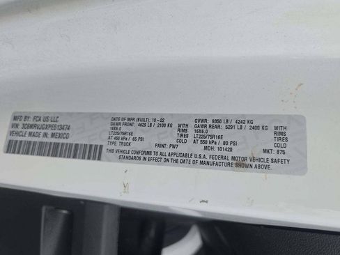 Used 2023 RAM ProMaster 3500 FWD image 12