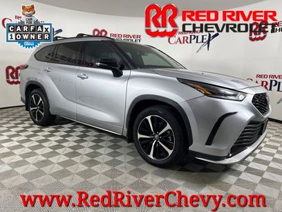 Used 2022 Toyota Highlander XSE