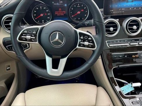 Used 2022 Mercedes-Benz GLC 300 4MATIC image 5