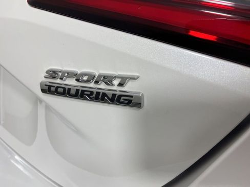 Certified 2022 Honda Civic Sport Touring image 4