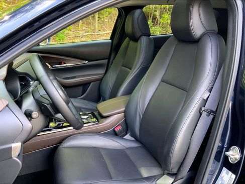 Used 2025 MAZDA CX-30 AWD 2.5 S w/ Premium Package image 9
