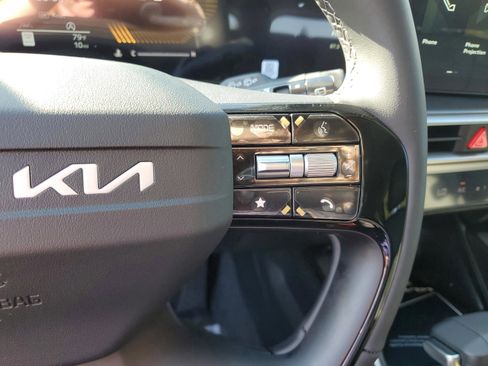 New 2026 Kia Sorento S FWD image 22