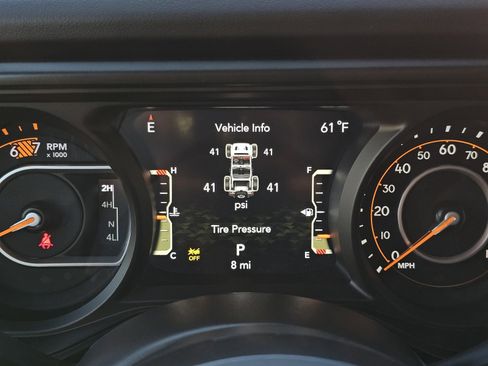 New 2026 Jeep Wrangler Unlimited Rubicon w/ Technology Group image 13