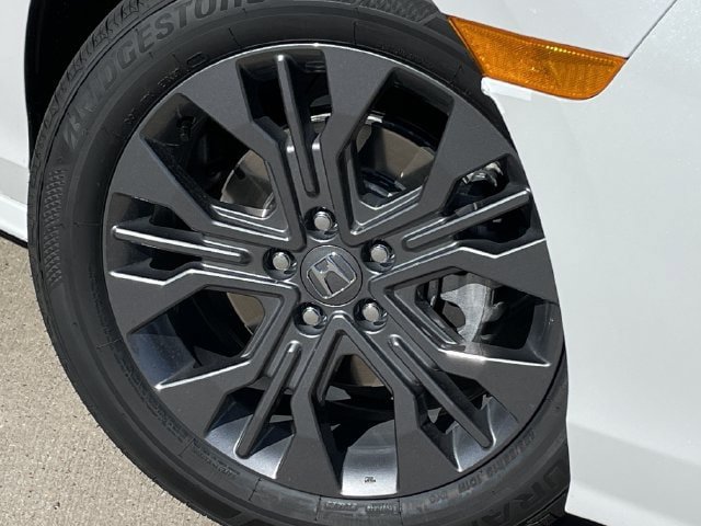 New 2027 Honda Odyssey Touring image 9