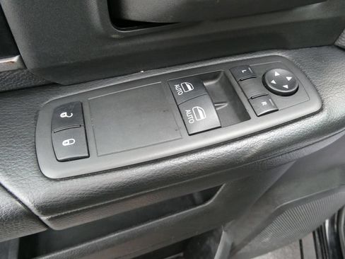 Used 2022 RAM 2500 Tradesman AWD/4WD image 19