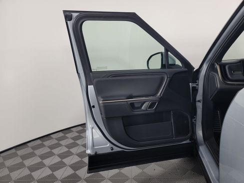 Used 2024 Rivian R1S Adventure AWD/4WD image 16
