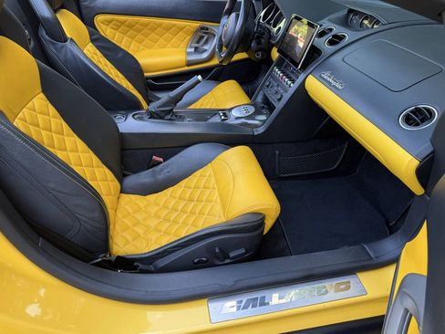 Used 2011 Lamborghini Gallardo LP 560-4 AWD/4WD image 13