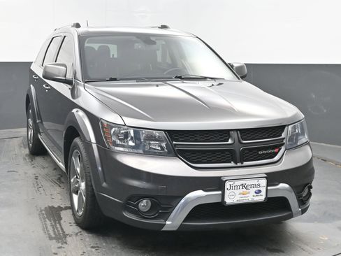 Used 2016 Dodge Journey Crossroad image 2