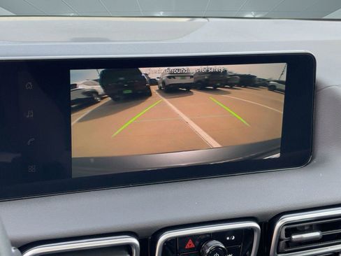 New 2026 Nissan Sentra SV w/ Floor Mat Package FWD image 22