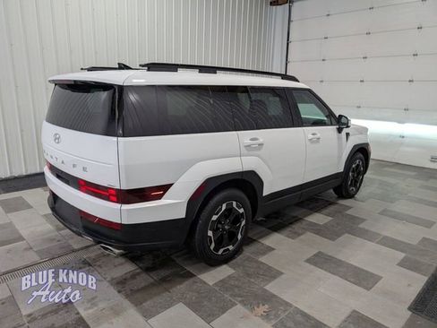 Used 2025 Hyundai Santa Fe SEL image 4